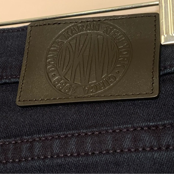 ♦️ NWT DKNY Donna Karen Dark Blue Denim Skinny Jeans Size 29 High Rise - Picture 6 of 8